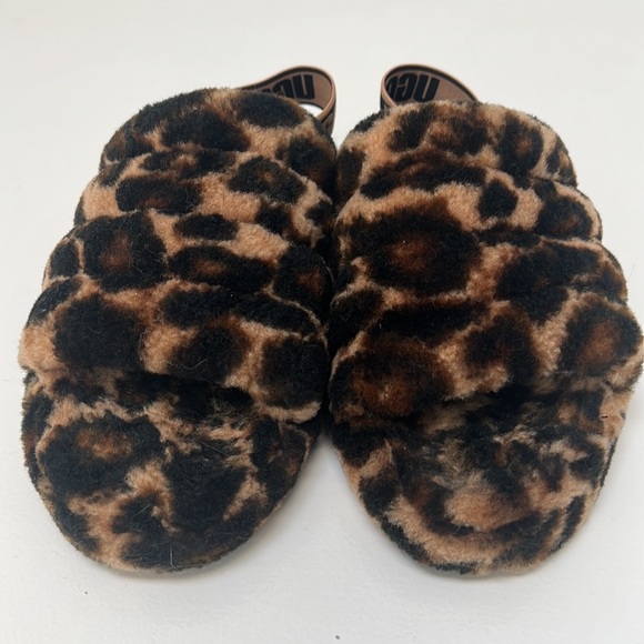 Ugg Girls Fluff Yeah Slippers - Picture 2 of 4